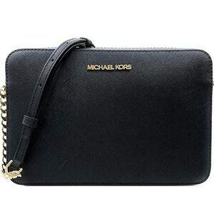 Michael Kors Jet Set purse